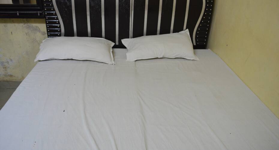 Hotel Tribhuwan, Lucknow 4